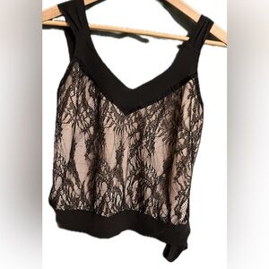 DKNY - Elegant Black Lace Top